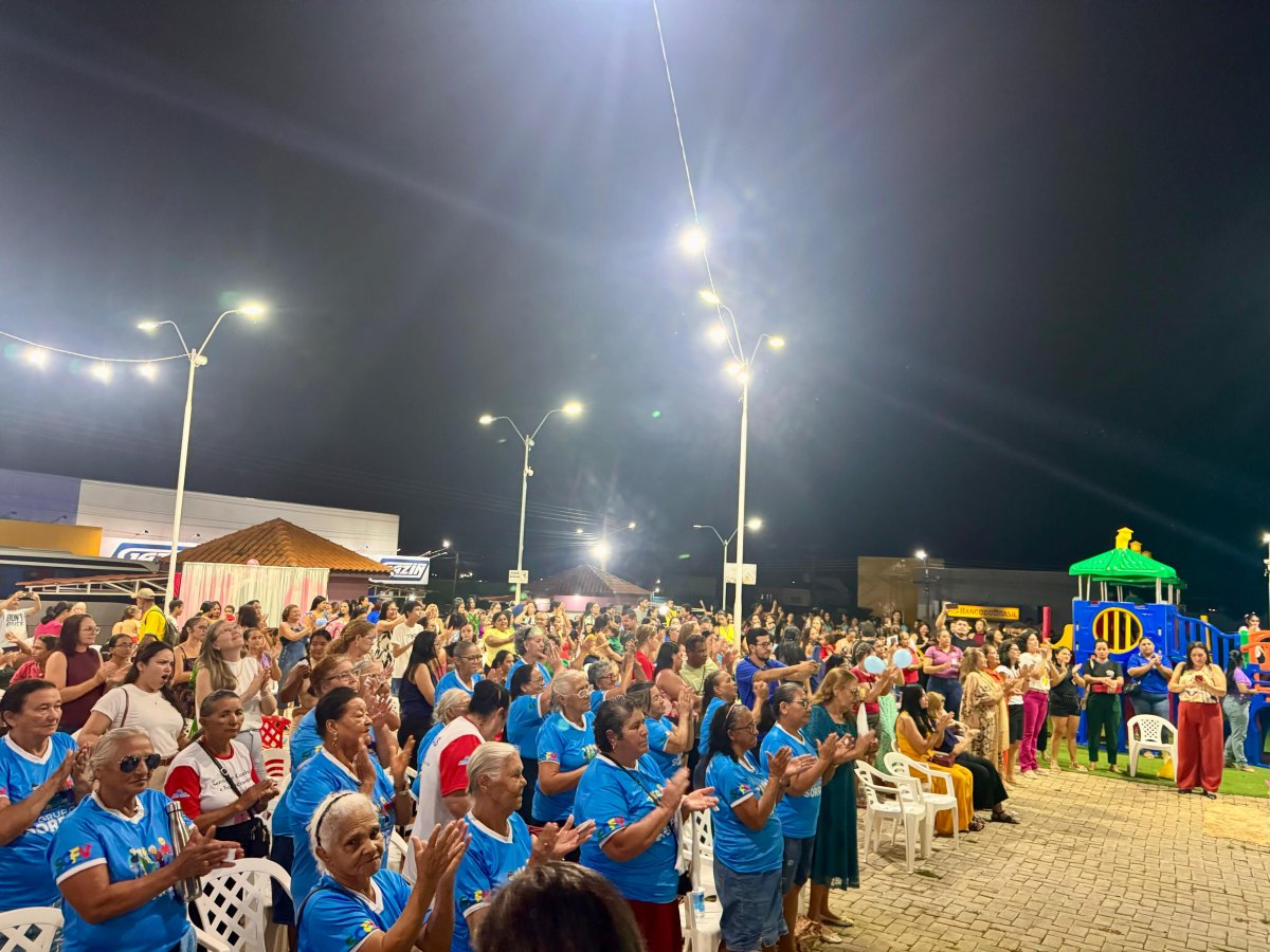 NOVA MAMORÉ: Prefeitura realiza ação de Dia das Mães na Praça Raimundo Lascado