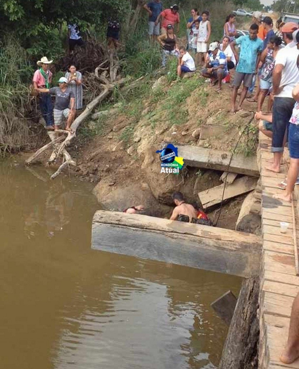 TRAGÉDIA: Corpo de criança que caiu em rio é encontrado 