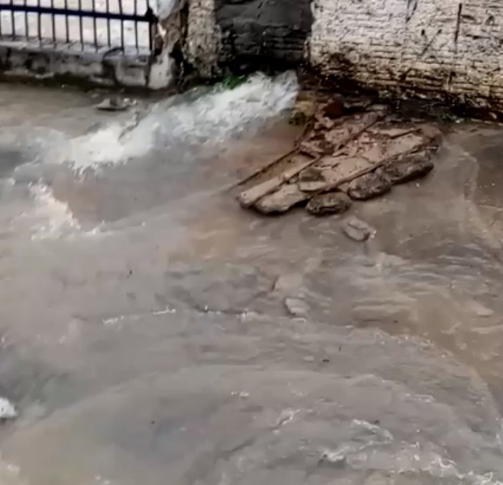 DESESPERO: Forte tempestade arrasta pessoas e causa pânico na capital amazonense 