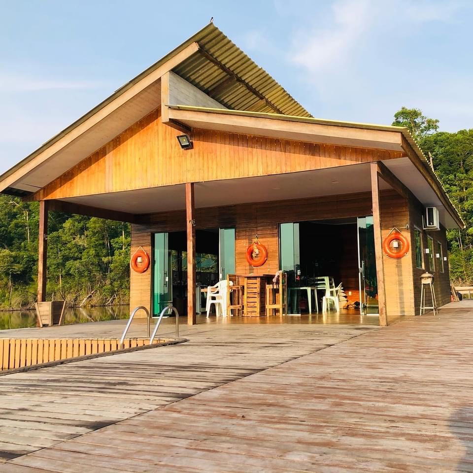 AMAZÔNIA ADVENTURE: Que tal descansar no flutuante Paraíso Verde no feriado de Semana Santa