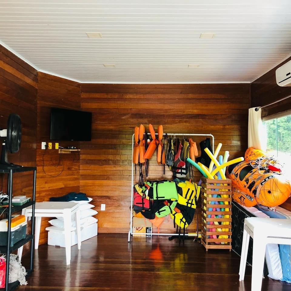 AMAZÔNIA ADVENTURE: Que tal descansar no flutuante Paraíso Verde no feriado de Semana Santa