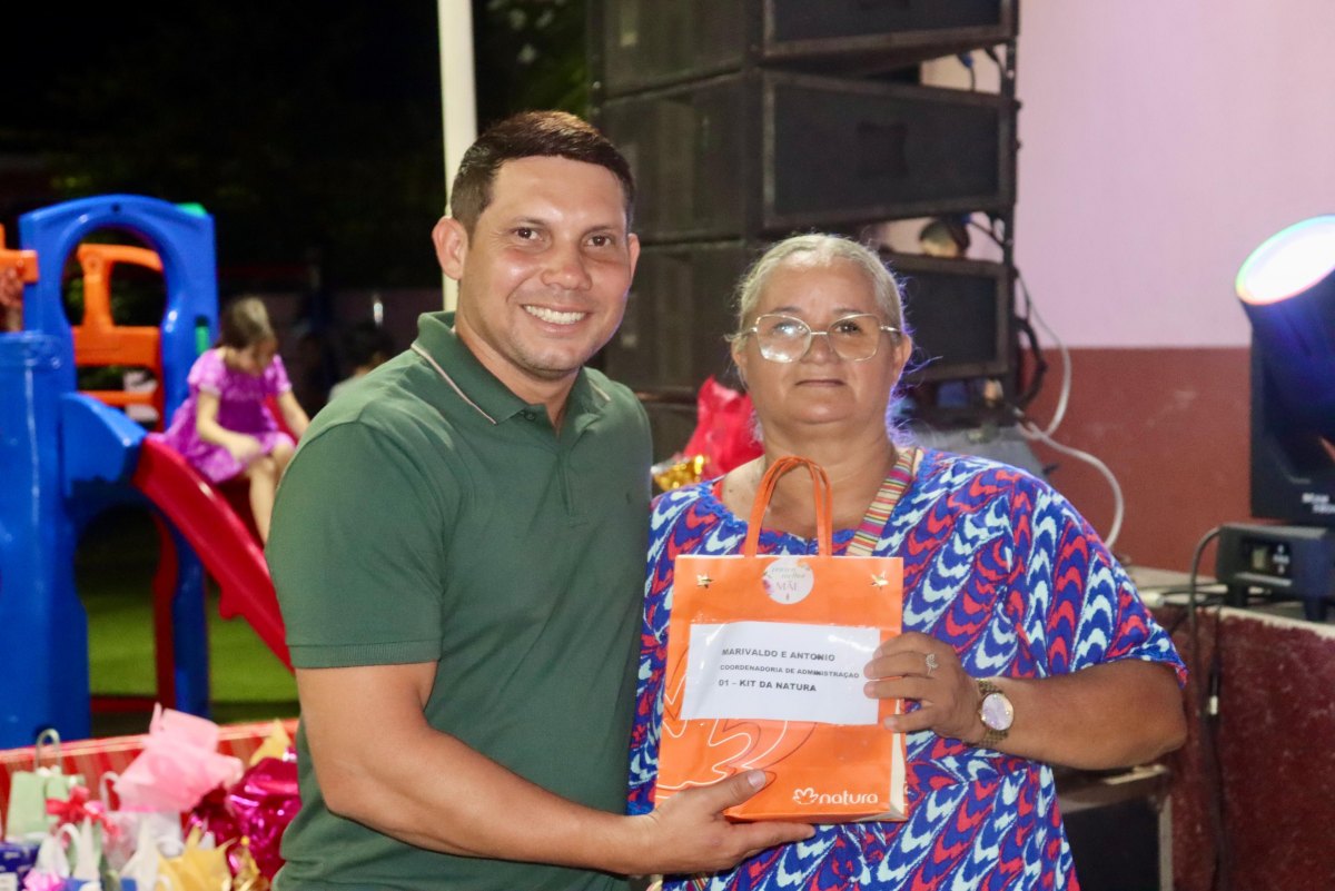 NOVA MAMORÉ: Prefeitura realiza ação de Dia das Mães na Praça Raimundo Lascado