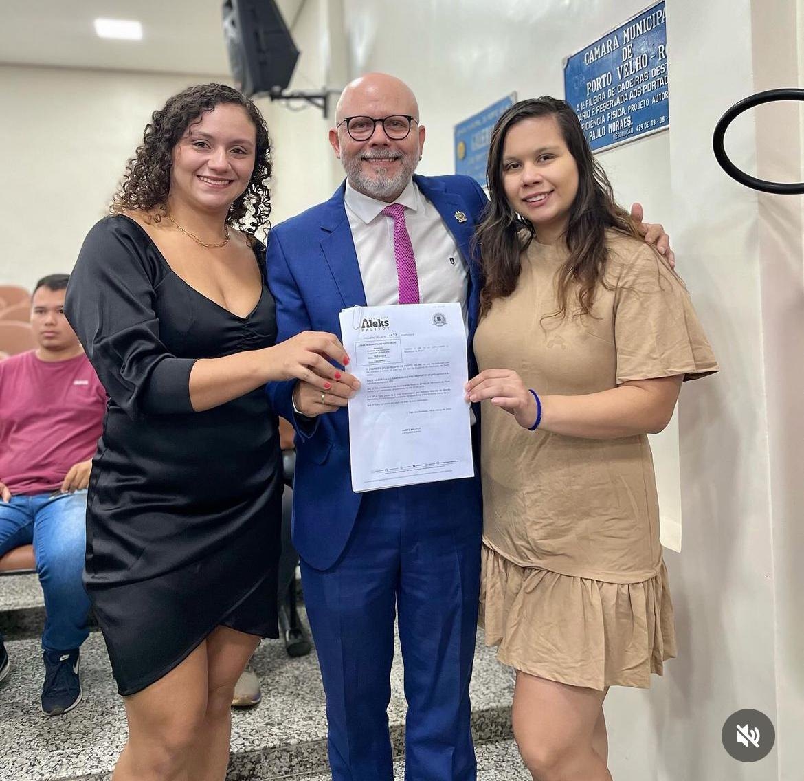 CÂMARA MUNICIPAL: Aprovado projeto de lei que cria Dia Municipal do Rock em homenagem ao jornalista Marcelo Bennesby