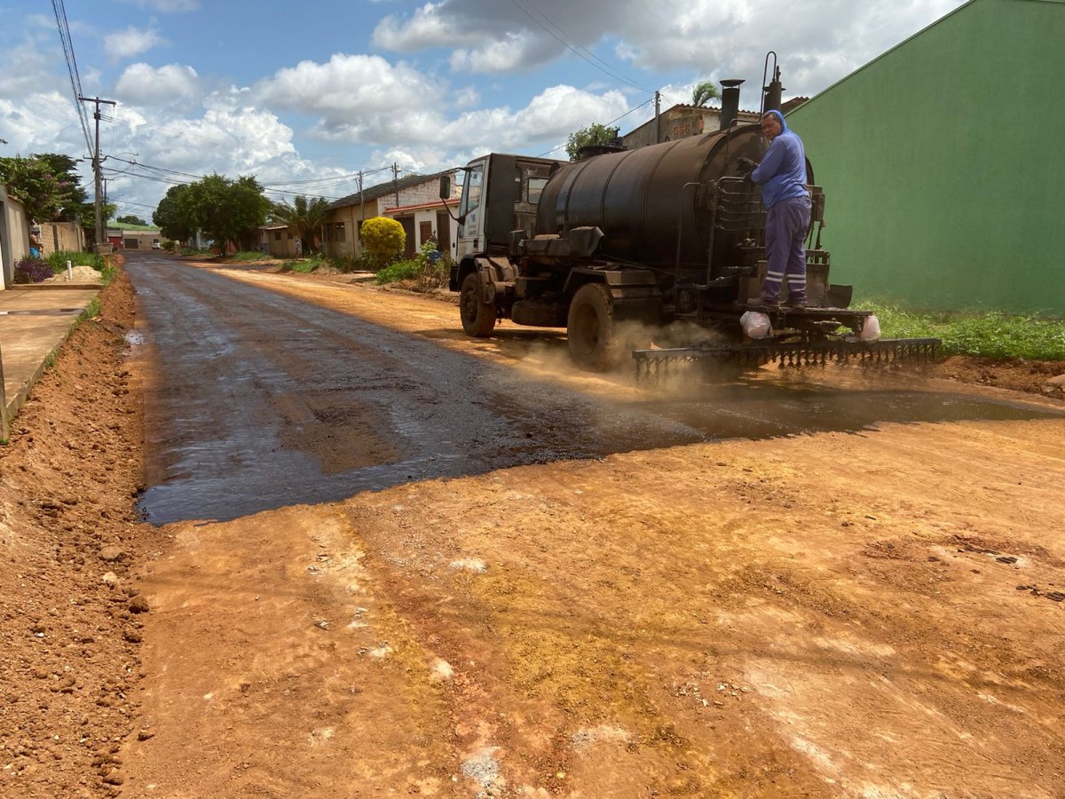 MELHORIAS: Semob inicia asfaltamento de ruas no Bairro Cohab a pedido de Edmilson Dourado