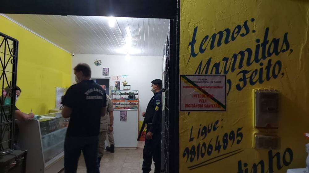 COMBATE A COVID-19: Fiscalização rigorosa fecha bares e lanchonetes em Vilhena; FOTOS
