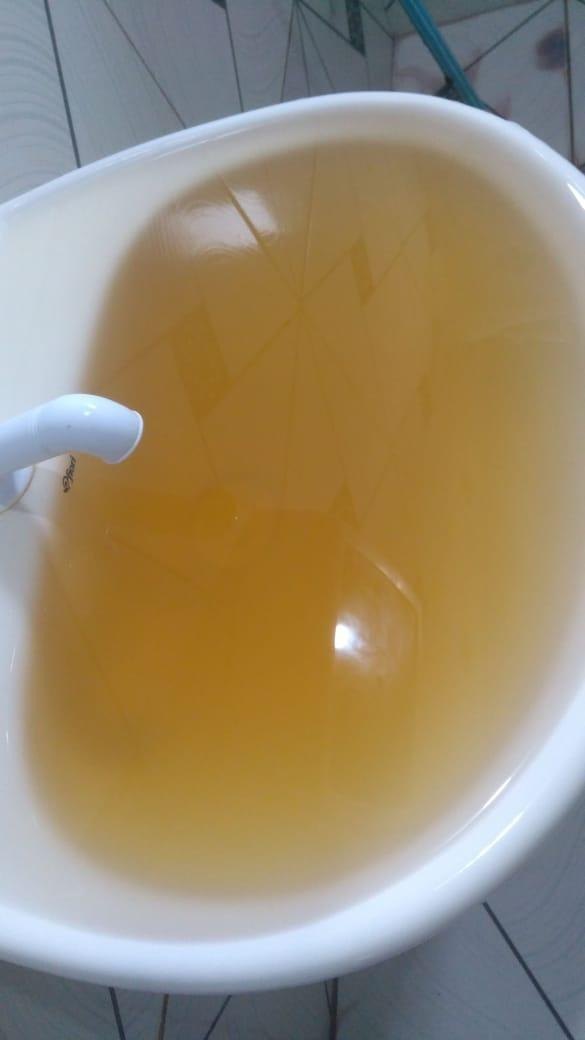 IGNORADOS: Após 2 anos, moradores dizem que água da Caerd continua ruim 