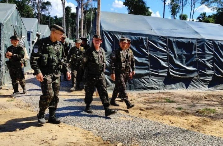 INSPEÇÃO: Comandante Militar da Amazônia visita base de operações em Rondônia