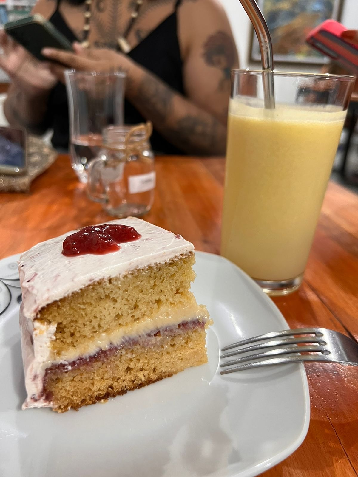 GALERIA: Artista plástica Eryle Aguiar leva arte e cultura à zona Leste de Porto Velho