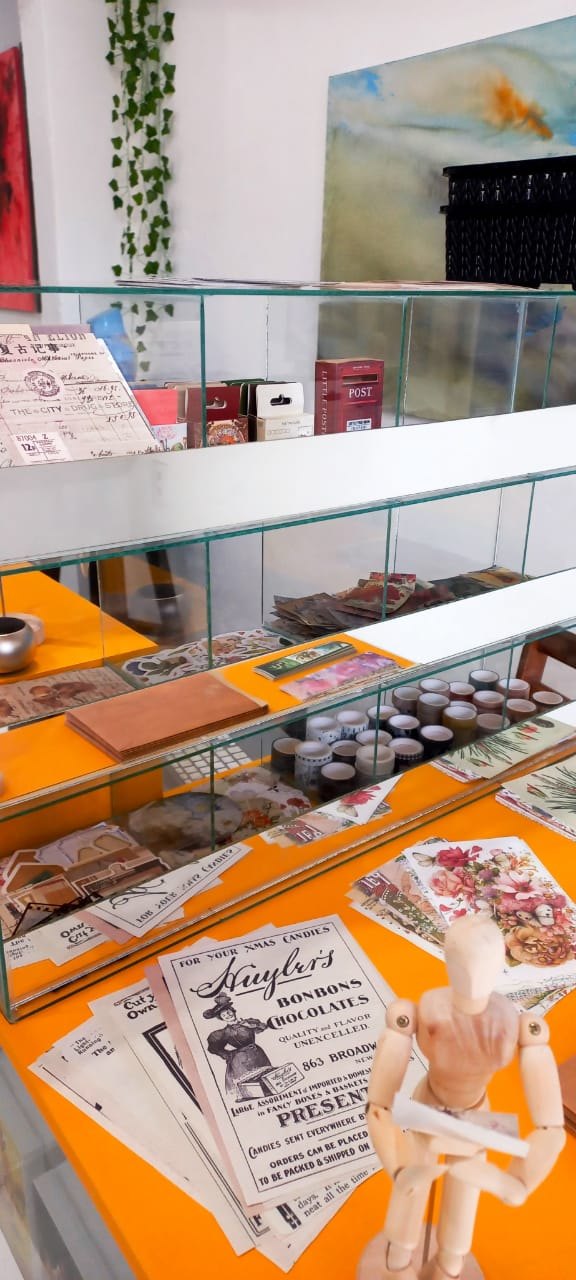 GALERIA: Artista plástica Eryle Aguiar leva arte e cultura à zona Leste de Porto Velho