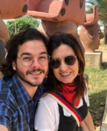 APAIXONADA: Fátima Bernardes comemora Dia do Nordestino com fotos do namorado