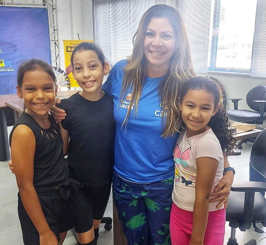 DE GUAJARÁ-MIRIM: Crianças realizam sonho de conhecer Seleção Brasileira de Ginástica Rítmica