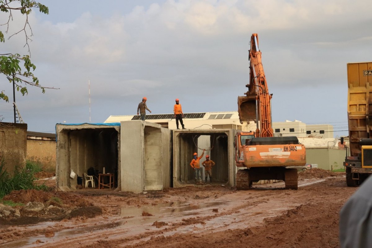 FISCALIZAÇÃO: Vereador Vanderlei visita obras que estão em andamentos em Porto Velho 