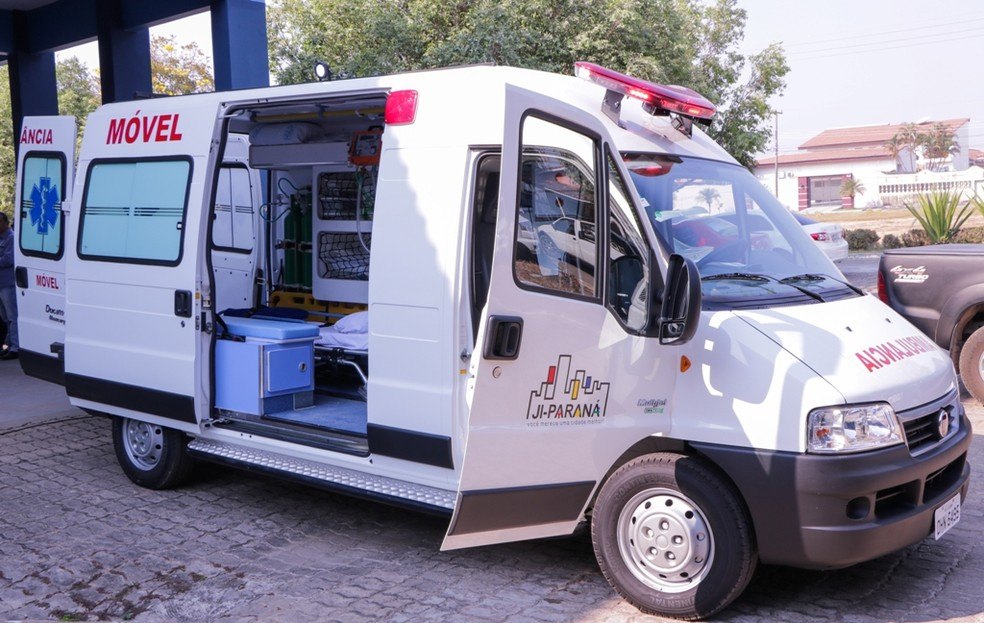 DEPUTADO ESTADUAL: Jhony Paixão informa prefeitura da liberação da verba para UTI Móvel