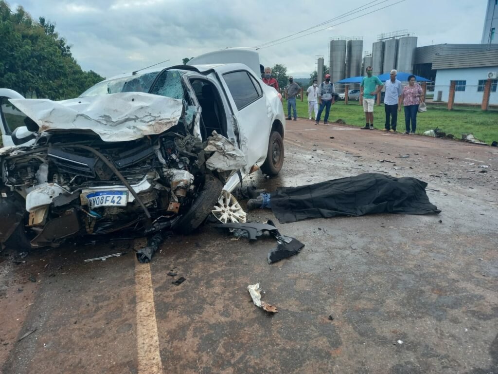 FATAL: Motorista da Secretaria de Saúde morre após colisão frontal