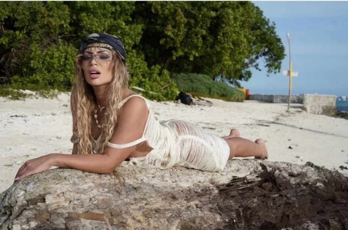 SE ENCONTROU: Ex-pastora do OnlyFans vai gravar filme adulto com tema religioso