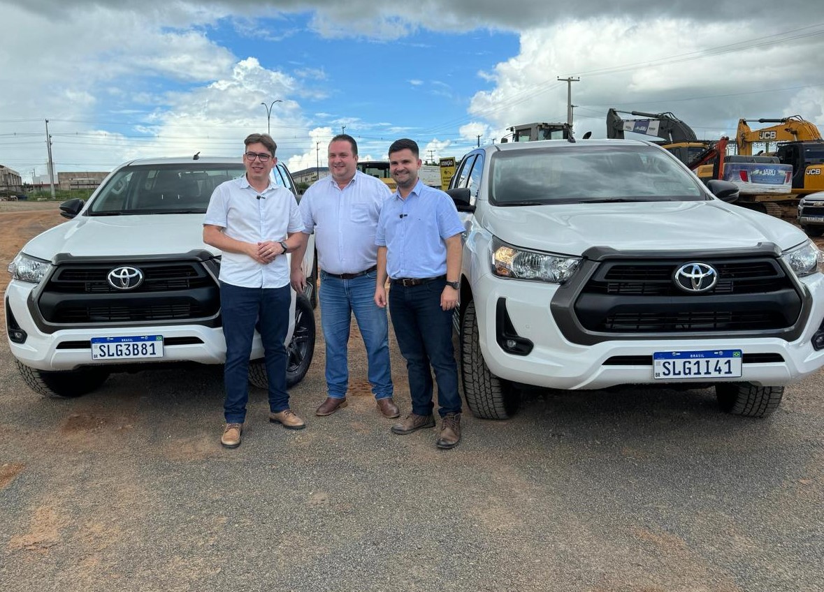 LUÍS DO HOSPITAL: Deputado fortalece a saúde em Jaru ao viabilizar a entrega de novos veículos