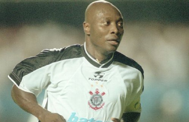 Morre Freddy Rincón, ídolo do Corinthians e ícone da seleção da Colômbia