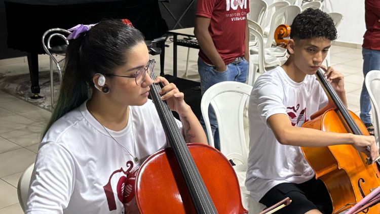 VIOLONCELO: Instituto Cultural Villa-Lobos inicia nova turma em Porto Velho com alunos bolsistas