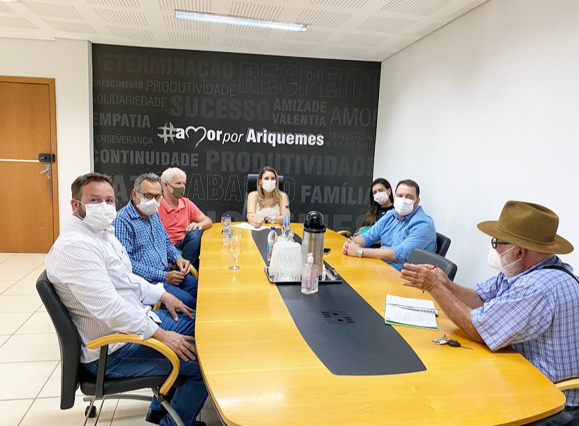 NA APA: Alex Redano acolhe pedido para destinar recursos para construção de cozinha