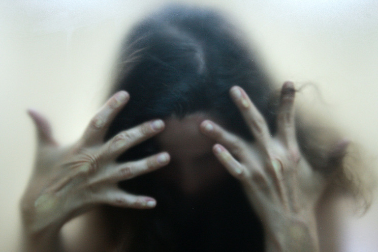 APANHOU: Esposa descobre que marido vai sair com amante e ainda leva surra