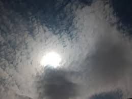 INSTÁVEL: Quinta (18) em Rondônia tem céu nublado e chuvoso, até em Ji-Paraná