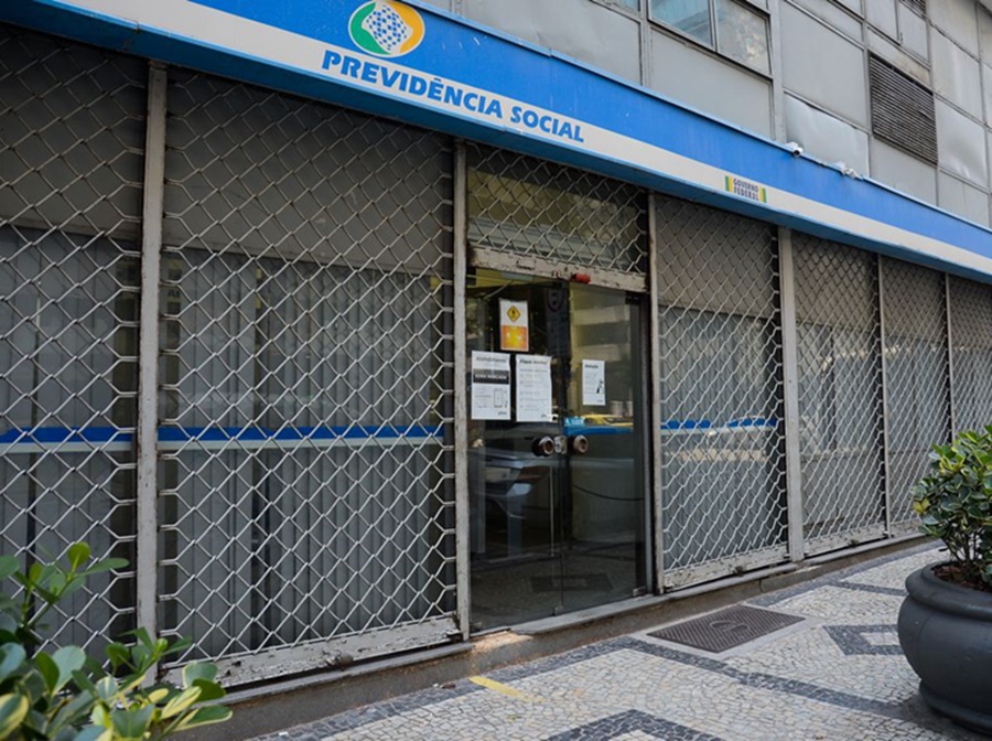 12 HORAS:  Nova portaria do Governo Federal muda atendimento nas agências do INSS