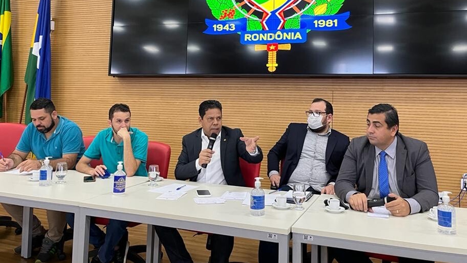 TRANSPORTE: Jair Montes propõe isenção de IPVA a motoristas de aplicativos