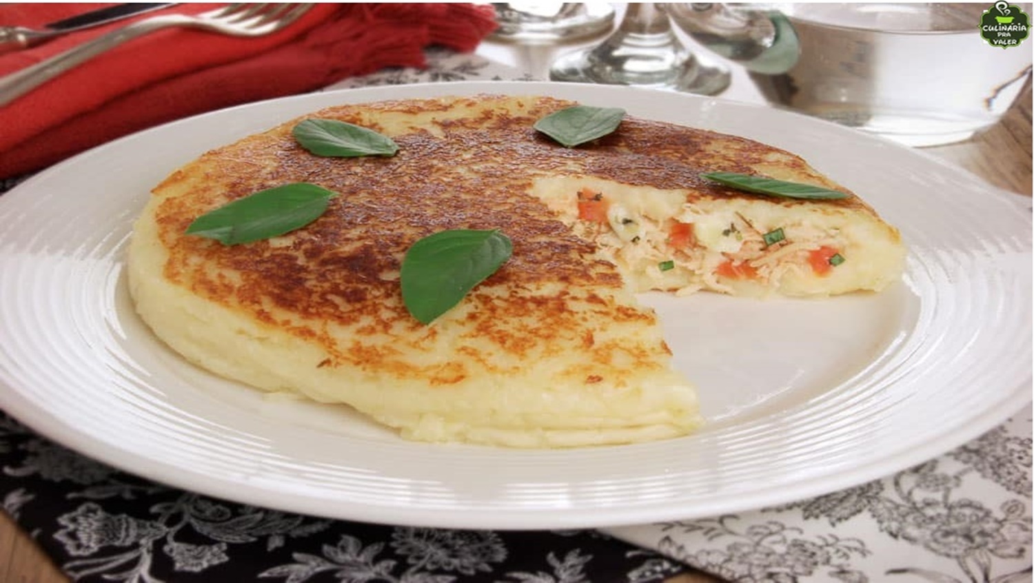 RECEITA: Nhocão de frigideira que fica pronto em 30 minutos 