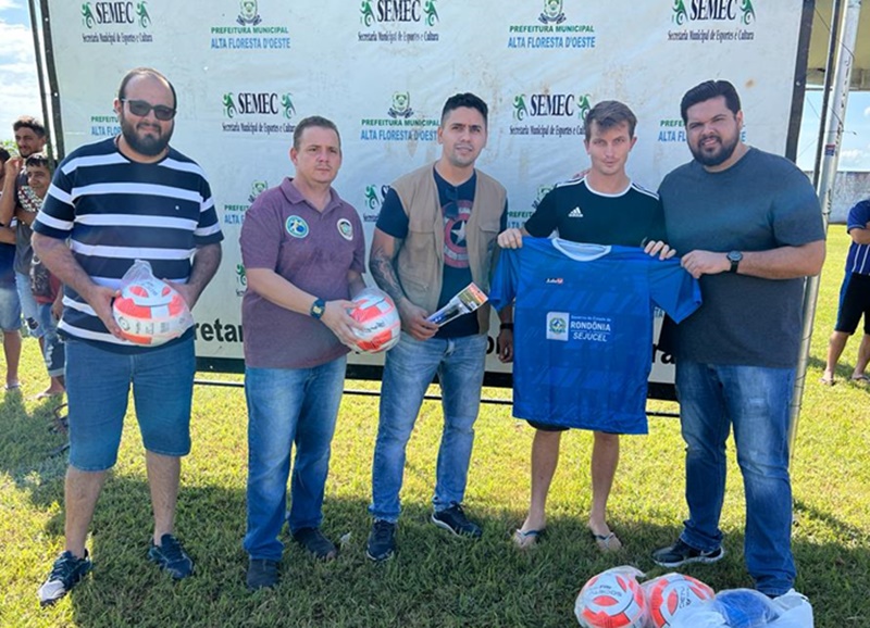 ALTA FLORESTA D'OESTE: Jean Oliveira destina emenda para aquisição de kits esportivos para o município