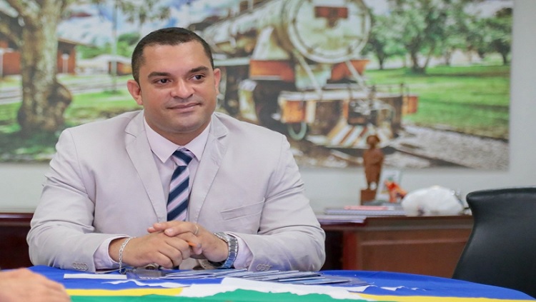 Em carta de despedida, secretário de Cultura, Jobson Bandeira, enaltece técnicos do órgão