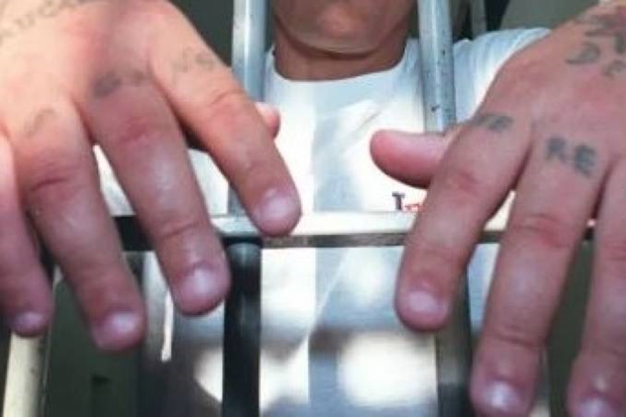 NO CENTRO: Comerciante domina ladrão; dois comparsas escapam