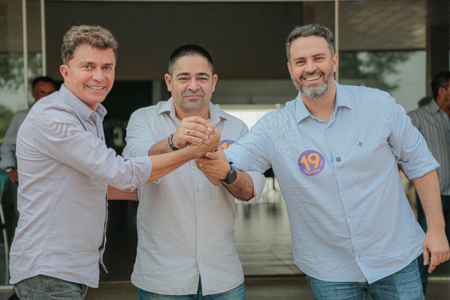 ELEIÇÕES: Léo Moraes e Expedito Junior promovem ‘adesivaço’ nesta sexta