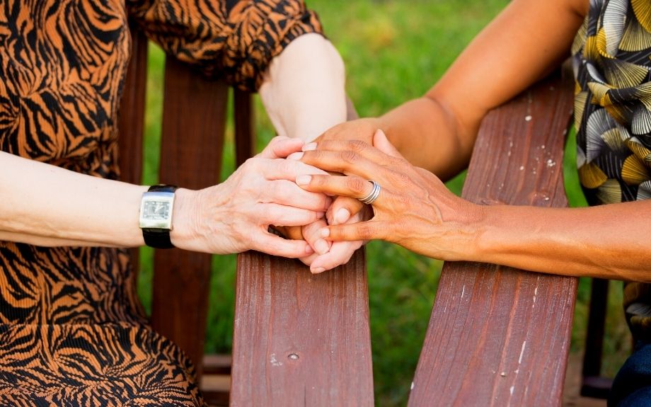 ELAS: Mães são maioria entre cuidadoras de pacientes com doenças raras