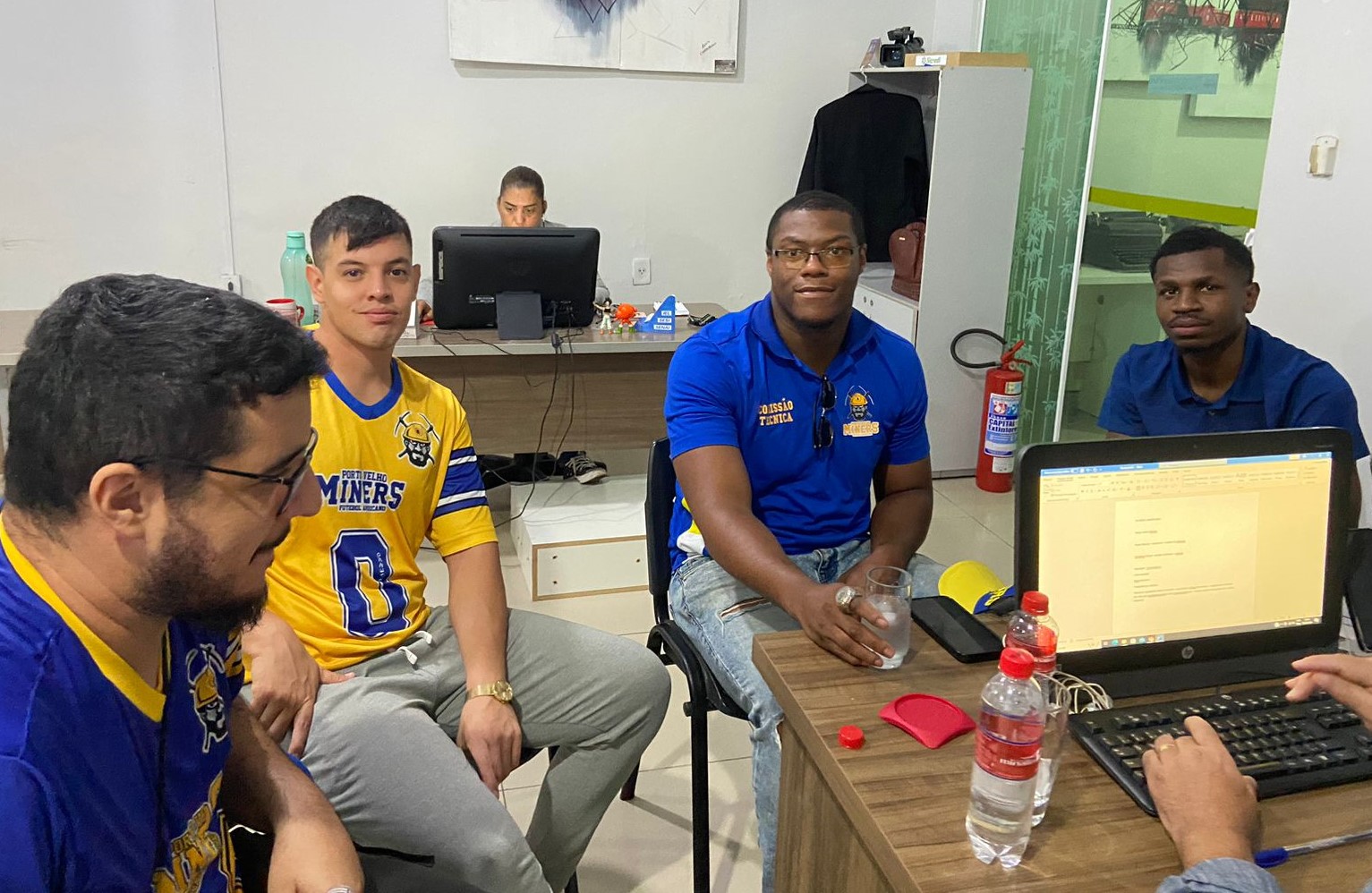 FUTEBOL AMERICANO: Porto Velho Miners traz americanos e mexicano para fortalecer equipe 