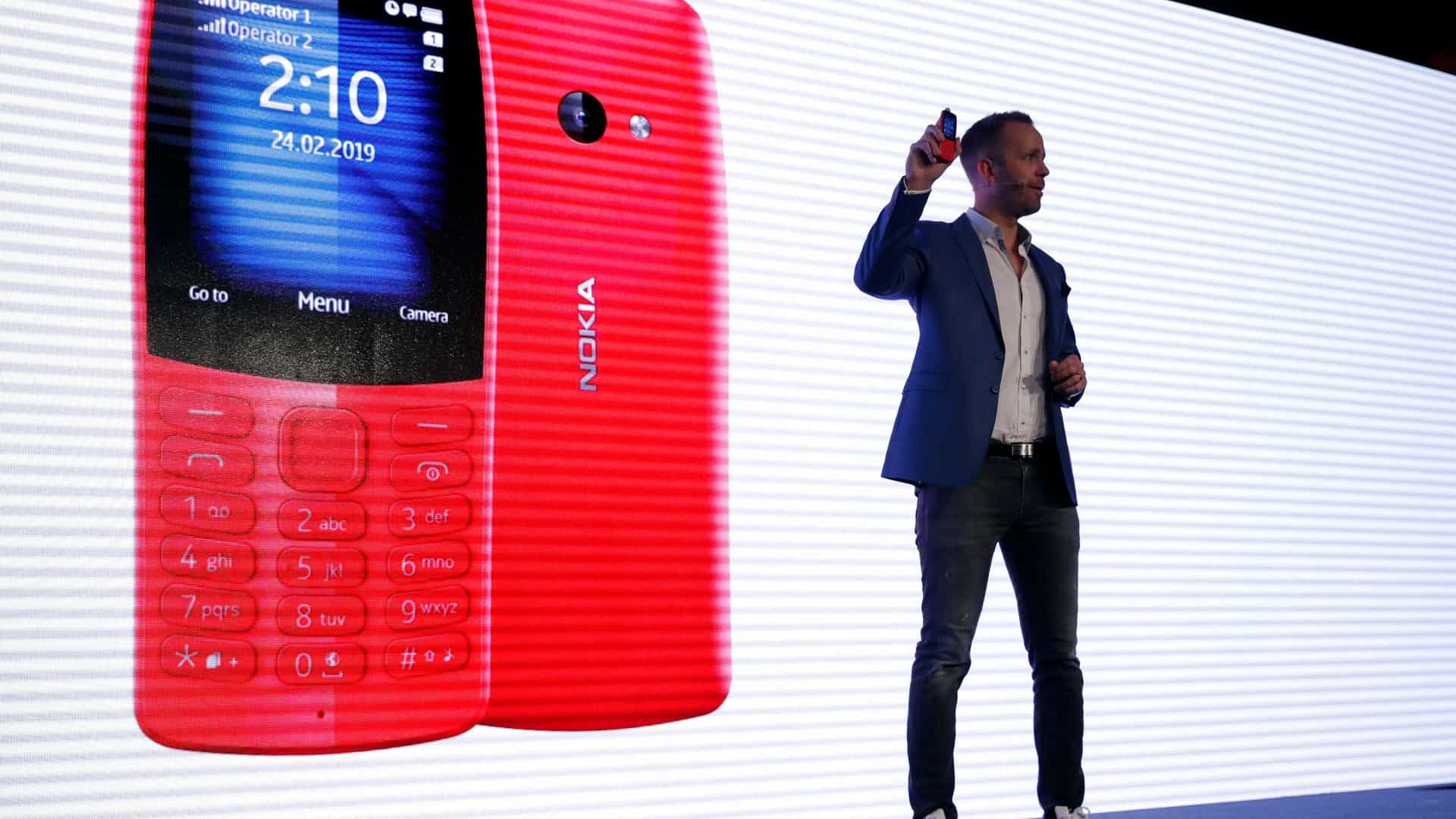 LEMBRA DELE?: Nokia apresenta 'tijolão' repaginado com jogo da cobrinha