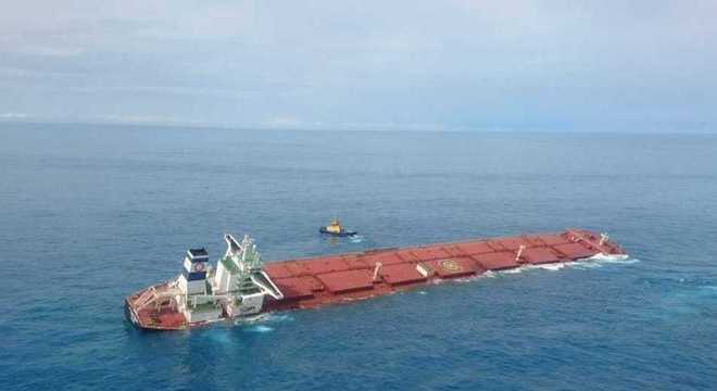 MEIO AMBIENTE: Marinha confirma vazamentos em navio que está afundando no MA