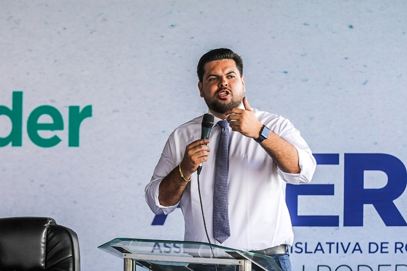 DEPUTADO: Jean Oliveira relata momento difícil do agronegócio