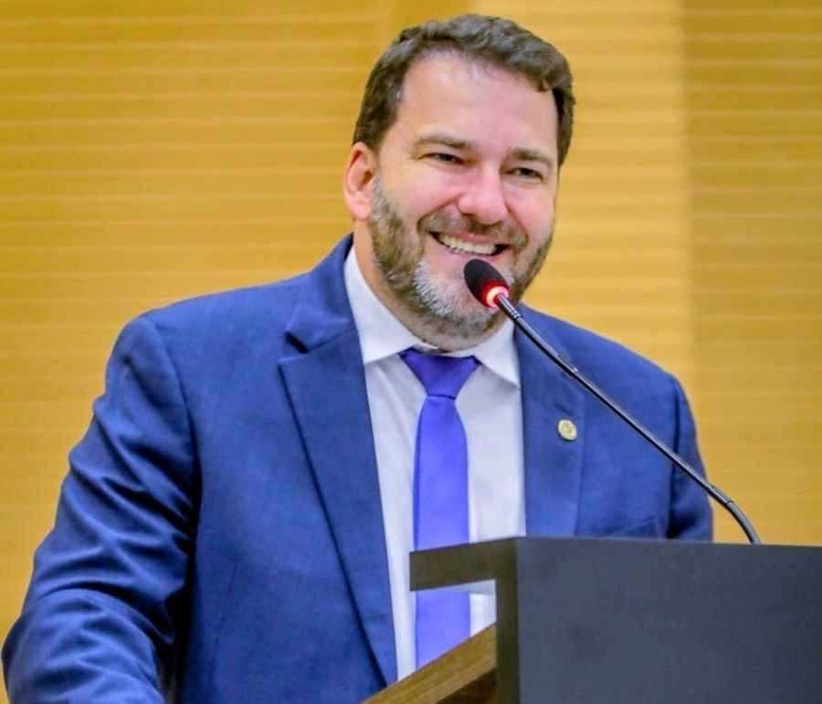 CONVENIADO: Alex Redano destina recursos para as escolas públicas de Pimenta Bueno