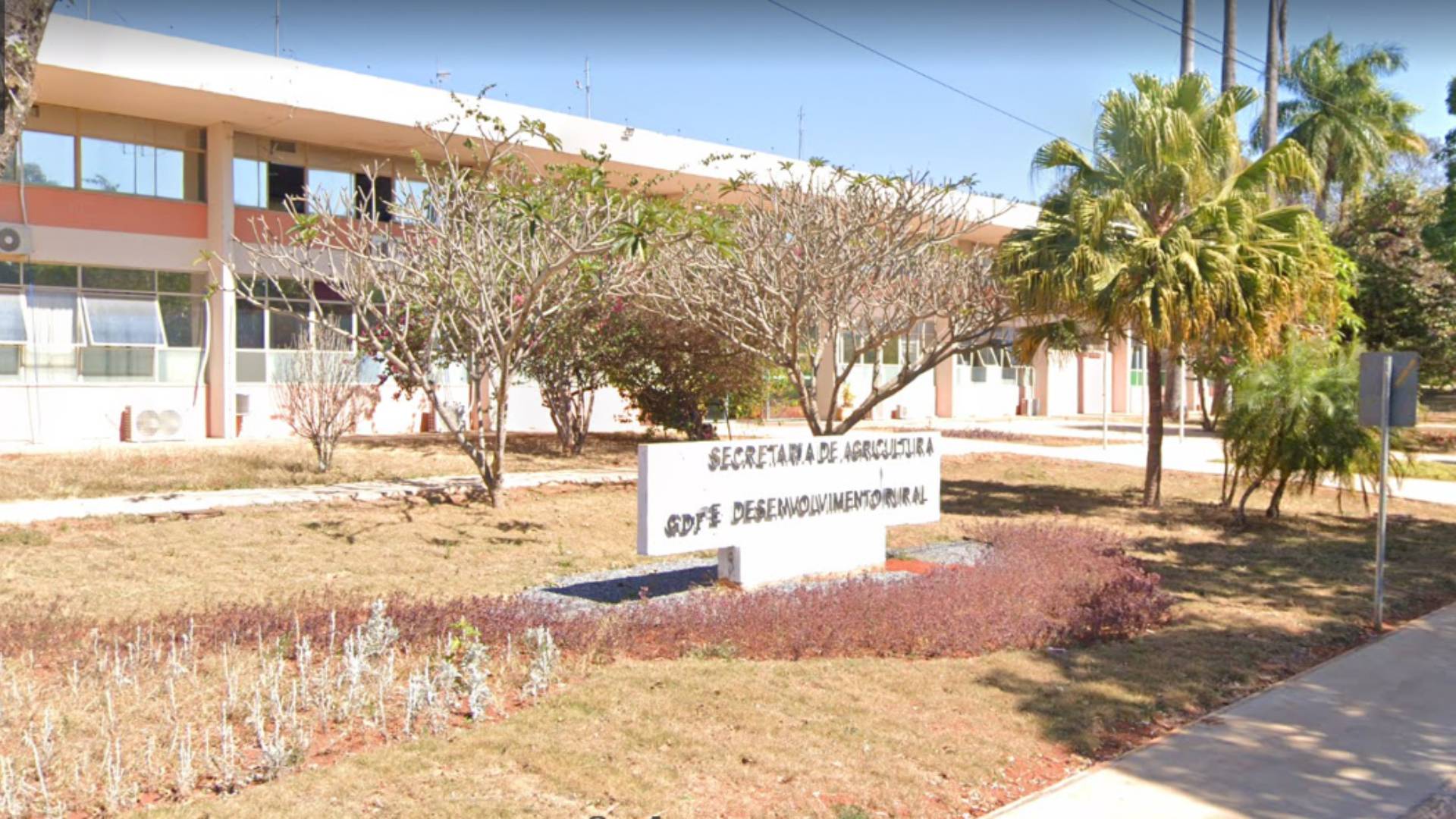 DISTRITO FEDERAL: Seagri anuncia concurso público oferecento 602 vagas para dois níveis