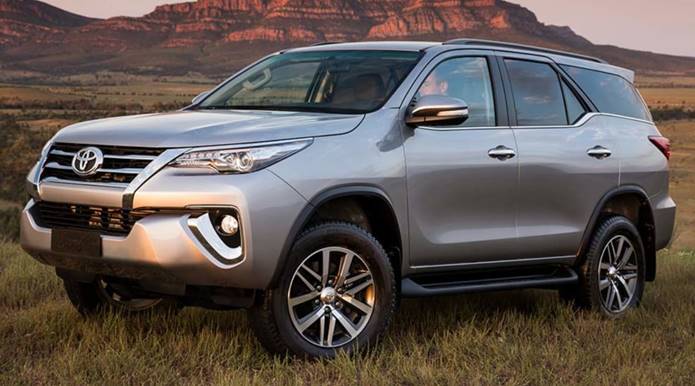 SEQUESTRO: Idoso é feito refém e levado para cativeiro em roubo de caminhonete  SW4