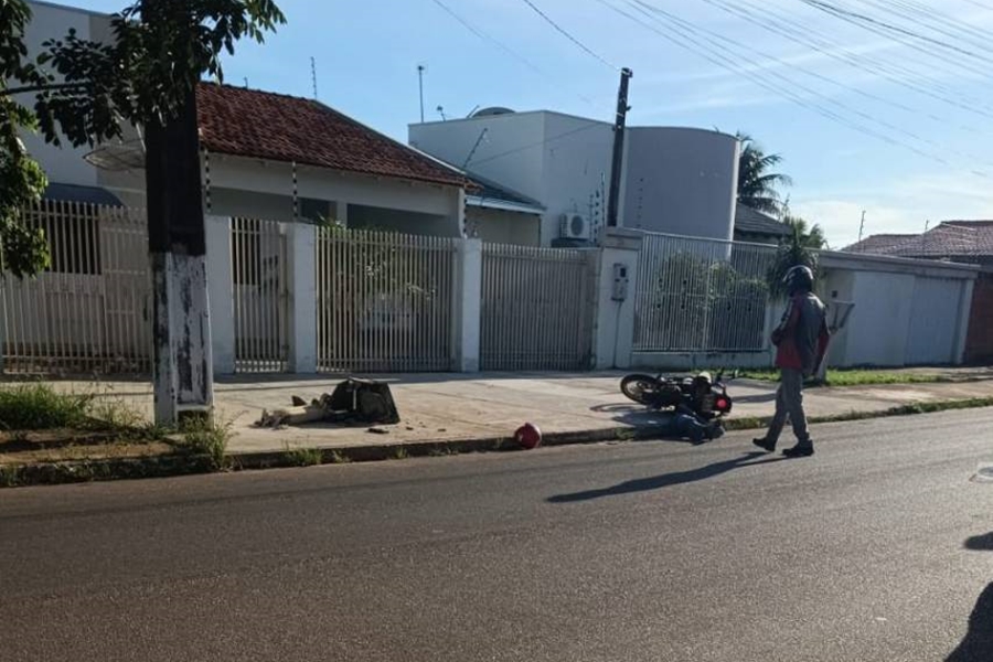 EXECUÇÃO: Rapaz é executado por dupla de moto quando ia para o trabalho