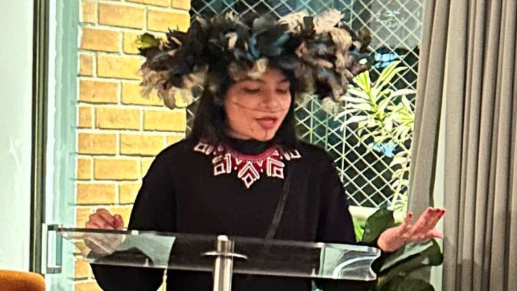 TXAI SURUÍ: Ativista indígena recebe prêmio Tulipa dos Direitos Humanos