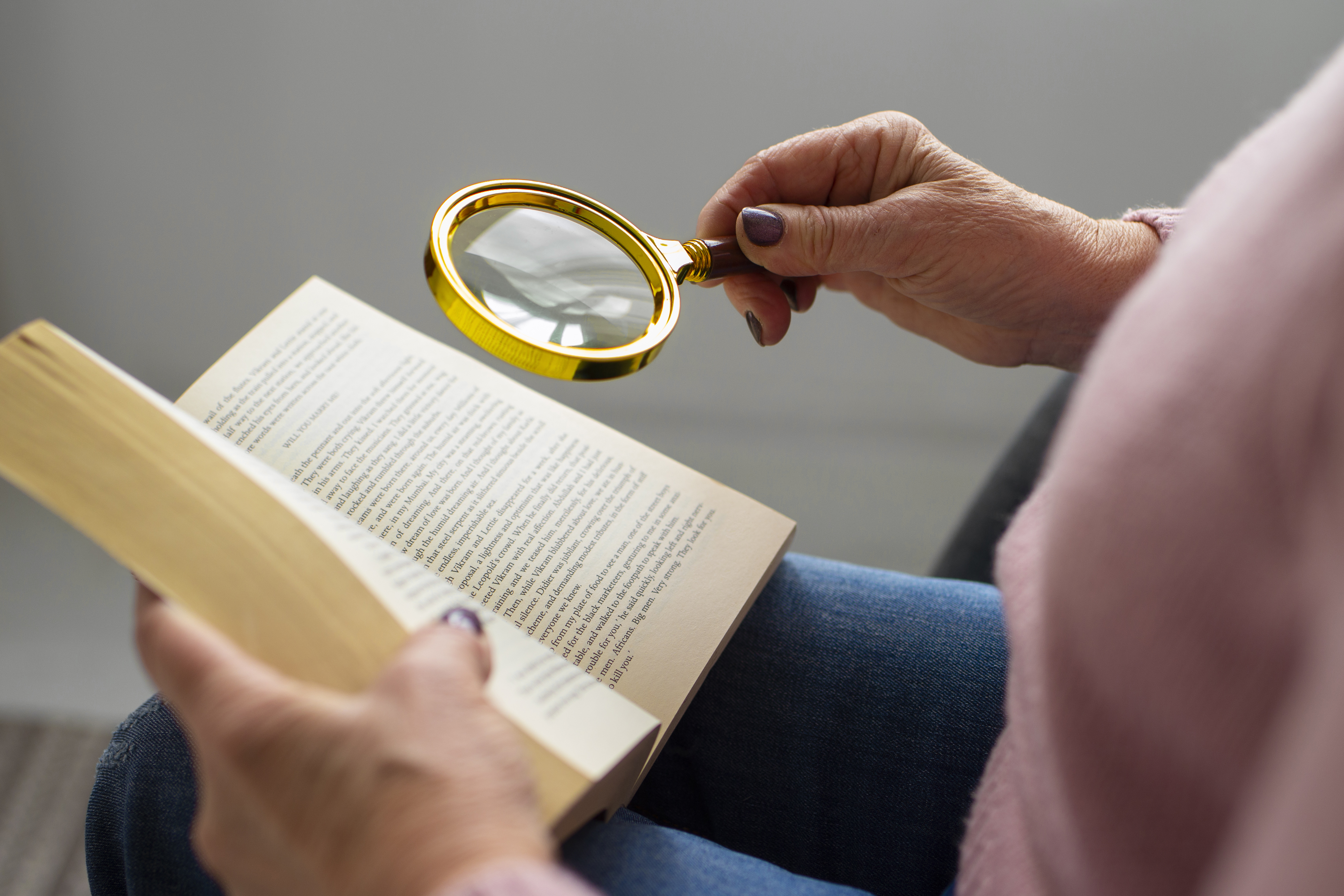 FIM DO JURIDIQUÊS: Lei institui linguagem simples como regra na comunicação em órgãos públicos