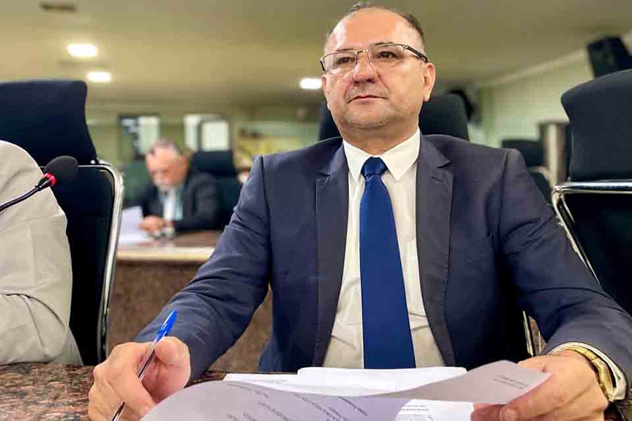 PAULO TICO: Vereador tem solicitação para serviços de tapa buraco atendida em PVH