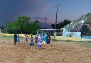 FUTEBOL: Projeto promove treinos gratuitos para crianças e adolescentes