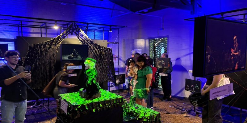 PORTO VELHO: Instalação 'Fragmentos de GuErra' transforma espetáculo em experiência imersiva