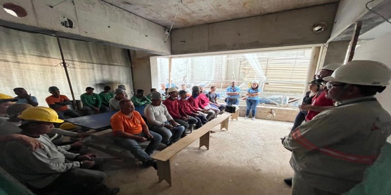 CAPACITAÇÃO: Energisa leva orientações de segurança a trabalhadores da construção civil