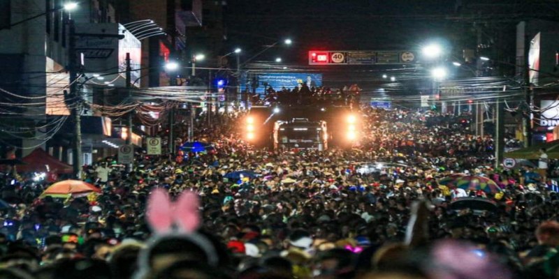 CONTAGEM REGRESSIVA: Falta uma semana para o desfile do maior bloco da Amazônia