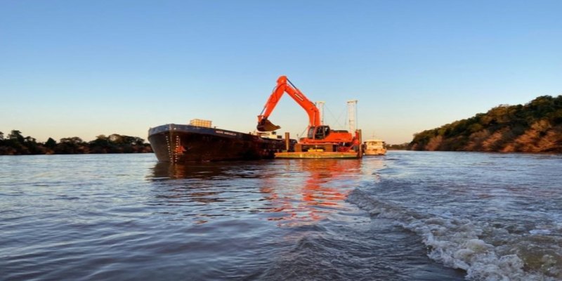 DRAGAGEM DE RIOS: Serviço garante desenvolvimento e segurança para comunidades ribeirinhas
