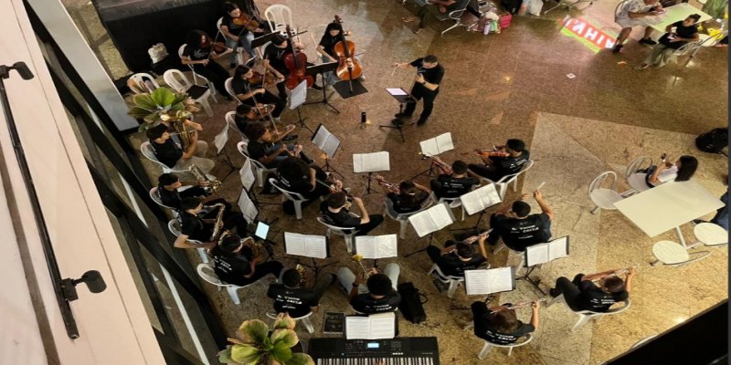 APRESENTAÇÃO: Orquestra Villa Lobos leva clássicos de Natal à Rodoviária de Porto Velho